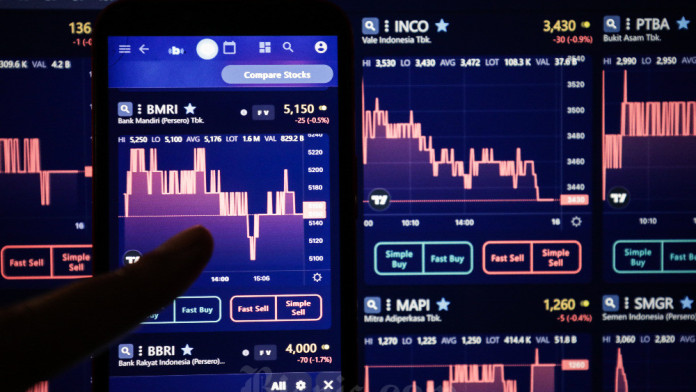 IHSG Ditutup Menguat, Saham BMRI, AMMN hingga BBRI ke Zona Hijau