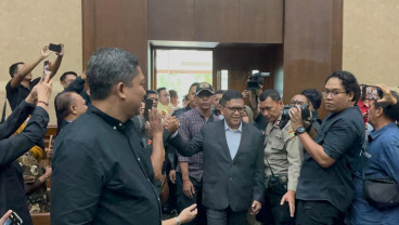 Hasto Akhirnya 'Bernyanyi', Ngaku Diajak Djan Faridz Bertemu Ketua MA