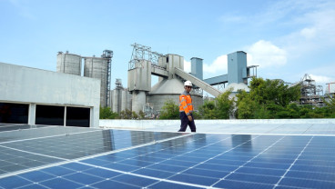 SIG Perbesar Kapasitas PLTS Tingkatkan Dekarbonisasi dan Transisi Energi Hijau