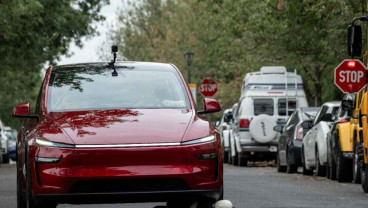 Tarif Menggunakan Robotaxi Tesla Milik Elon Musk