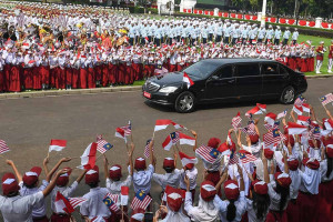 Presiden Prabowo dan PM Anwar Bertemu, Bahas Ambalat Hingga Palestina
