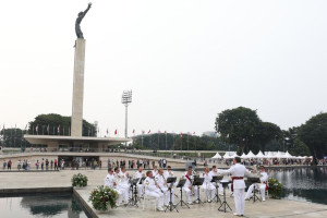 Royal Marines Band Asal Inggris Hibur Warga Untuk Meriahkan HUT Jakarta