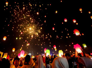Festival Penerbangan Seribu Lampion di Malang