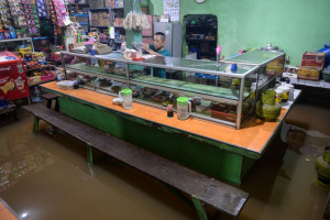 Banjir Akibat Luapan Kali Sabi di Tangerang