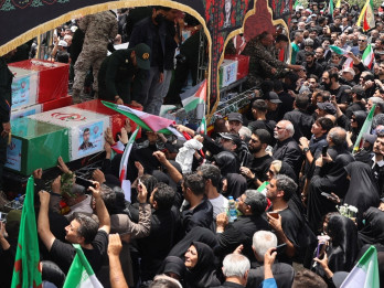 Iran Gelar Upacara Pemakaman Petinggi Militer dan Ilmuwan Korban Serangan Israel