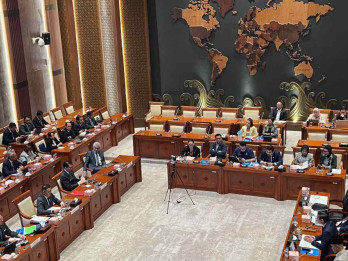 Tetapkan Status Kedaruratan, Kemenlu Evakuasi 97 WNI dari Iran