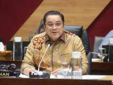 DPR dan Pemerintah Gelar Rapat Mendadak Bahas Putusan MK Pemisahan Pemilu