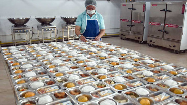 Menko AHY Resmikan Dapur Makan Bergizi Gratis di Bekasi