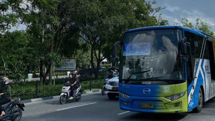 Pemko Pekanbaru Minta Pengelola Bus Trans Metro Benahi Pelayanan
