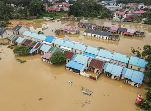Ratusan Rumah di Kendari Terendam Banjir