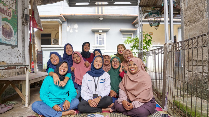 Ibu Hebat, Keluarga Kuat: Cerita Perubahan dari Program Mekaar