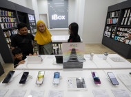 Update Harga iPhone 12 hingga 16 terbaru Juli 2025, iPhone 15 Banting Harga!