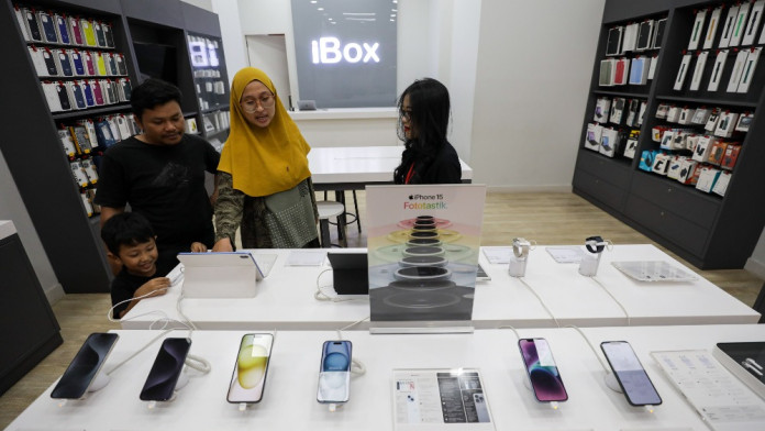 Update Harga iPhone 12 hingga 16 terbaru Juli 2025, iPhone 15 Banting Harga!