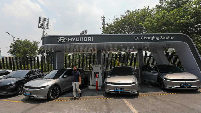 Ini Sejumlah Alasan Masyarakat Masih Enggan Membeli Mobil Listrik