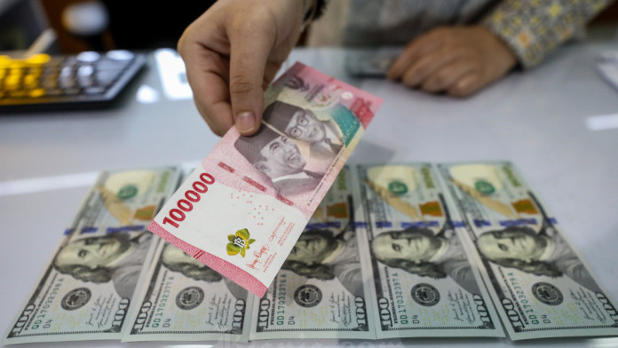 Nilai Tukar Rupiah terhadap Dolar AS Hari Ini, Rabu 2 Juli 2025