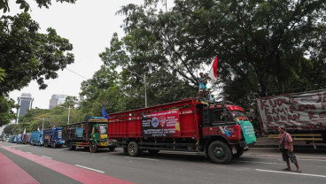 Ratusan Sopir Truk Gelar Aksi Menolak Pelarangan Truk Odol