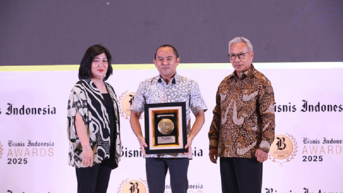 Bank Sultra Kembali Raih Penghargaan BPD Beraset Rp15 Triliun Terbaik di BIA 2025