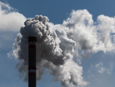 Bergesernya Pembiayaan Energi Fosil Semester I/2025 di Tengah Komitmen Iklim