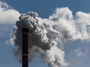 Bergesernya Pembiayaan Energi Fosil Semester I/2025 di Tengah Komitmen Iklim