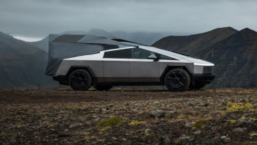 Penjualan Kendaraan Listrik Tesla Alami Penurunan di Kuartal II 2025