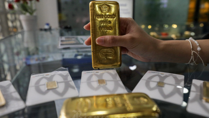 Data Ketenagakerjaan AS Lesu, Harga Emas Menguat