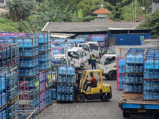 Pembatasan Plastik di Bali Memaksa Industri AMDK Reorientasi Produk