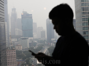 Update Outlook APBN dan Asumsi Makro 2025: Defisit Melebar, Pertumbuhan Lebih Rendah