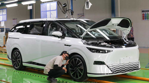 Mobil Listrik Diramal Kian Diminati saat Harga BBM Naik
