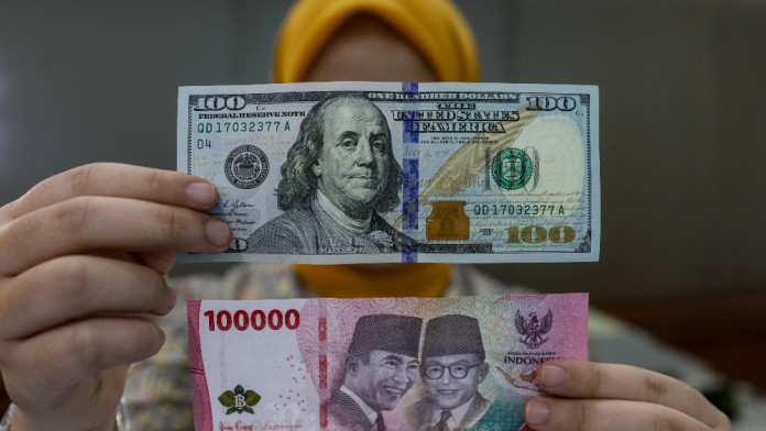 Rupiah Ditutup Menguat Sentuh Rp16.185 per Dolar AS