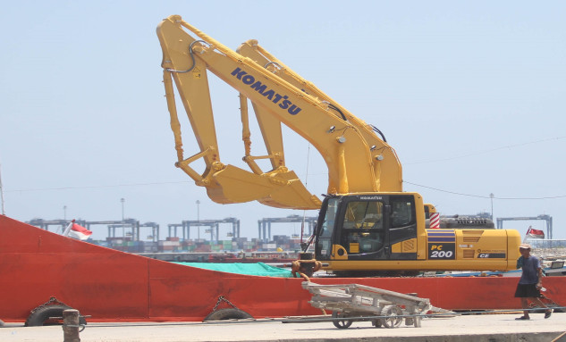 Tekanan Ganda Saham United Tractors (UNTR) Dihantam Batu Bara dan Prospek Alat Berat