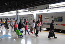 Penumpang Kereta Daop 3 Cirebon Naik 19,6% Selama Libur Sekolah dan Tahun Baru Islam 2025