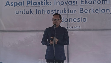 Kemendagri Dorong Pemda Bangun Jalan dengan Aspal Plastik