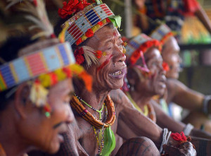 Upacara Adat Memperingati Kematian (kamateijat) di Mentawai