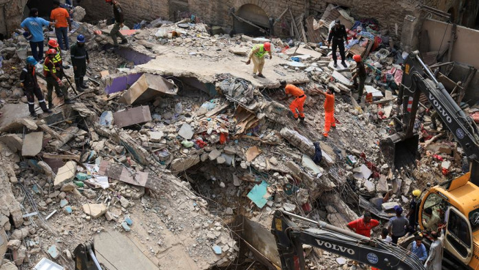 Gedung Ambruk di Pakistan, 27 Orang Dilaporkan Tewas