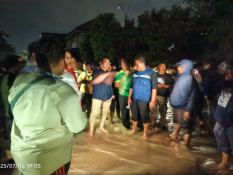 520 Warga Mataram Mengungsi akibat Banjir Besar