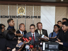 Berhasil Lalui Krisis Covid-19, DPR Pede RI Bisa Hadapi Tantangan Kebijakan Tarif Trump 32%