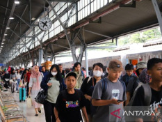 Grup KAI Layani 240,9 Juta Pelanggan Selama Semester I-2025