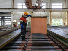 Ekonomi China Tertekan: Deflasi Produsen Naik, Inflasi Konsumen Amblas