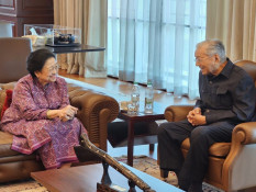 Resep Panjang Umur Mahathir Mohammad yang Berulang Tahun ke-100