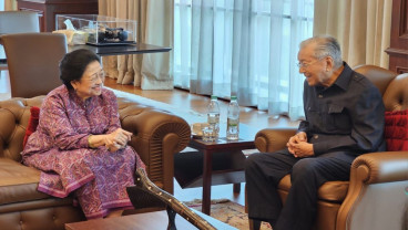 Resep Panjang Umur Mahathir Mohammad yang Berulang Tahun ke-100