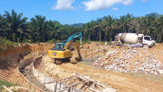 BWS Sumatra V Garap Proyek Pengendalian Banjir Senilai Rp52 Miliar di Dharmasraya