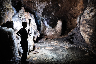Situs Geologi Gua Petruk Kebumen