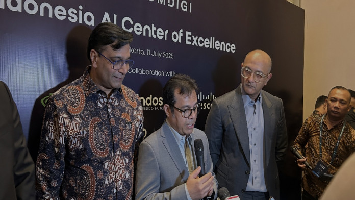 Komdigi, Indosat, hingga Nvidia Luncurkan Indonesia AI Center of Exellence.