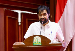 Pabrik Karet Remah Pertama Resmi Beroperasi, Mualem Sebut Aceh Telah Aman untuk Investasi