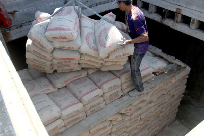 Momentum Pemulihan Semen Angkat Saham INTP dan SMGR