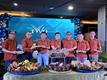 HUT Ke-2 The Southern Hotel Surabaya Dimeriahkan Konsep Pasar Malam