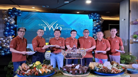 HUT Ke-2 The Southern Hotel Surabaya Dimeriahkan Konsep Pasar Malam