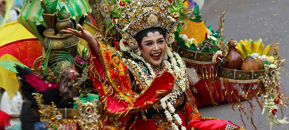 Parade Kostum dalam Banyuwangi Ethno Carnival (BEC)