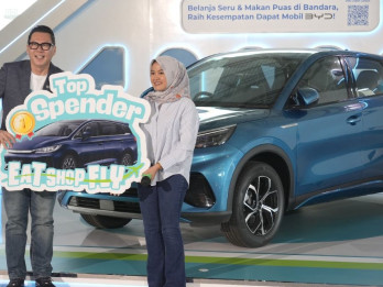 Penyerahan Hadiah Utama Program Loyalitas Pelanggan Eat Shop Fly 2025
