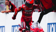 Marc Marquez Selebrasi Kemenangan MotoGP dengan Tarian Pacu Jalur Aura Farming di Atas Motor
